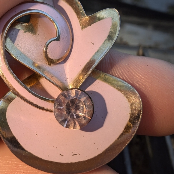 Vintage Lavender Painted and Rhinestone Gold Tone Clip On Earrings - Picture 10 of 10